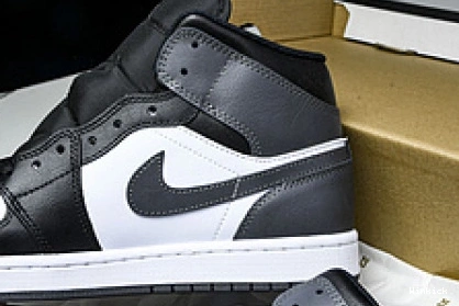 Jordan Mid 'Cosmic 1 BQ8426-001 Clay 0814